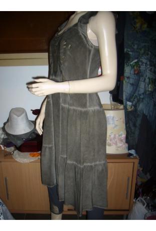 robe modèle « Dione » - collection printemps/été 2011