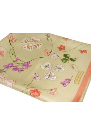 foulard Salvatore Ferramo «coeurs et trèfles » nouvelle collection