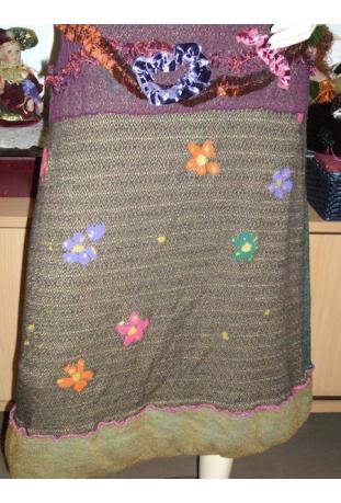 LOUISE DELLA : robe modèle "fleurs" - collection automne/hiver 2010-2011