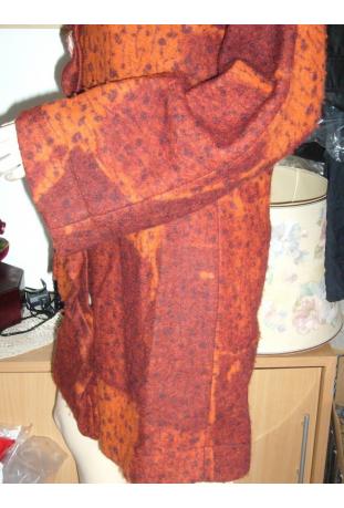 NEW : coat STQ pompom