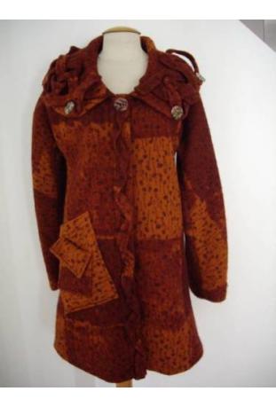 NEW : coat STQ pompom
