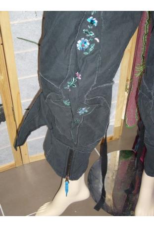 NEW ! capri pant MetFG model Jeanesis Donna 08/09