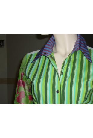 chemisier queue de pie dominante vert