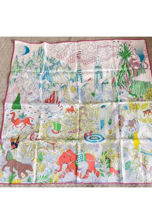 Foulard HERMÈS intitulé « COSMOGRAPHIA UNIVERSALIS » neuf dans sa boîte