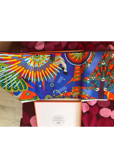 Foulard HERMÈS intitulé « LA SOURCE DE PÉGASE » - complètement neuf dans sa boîte