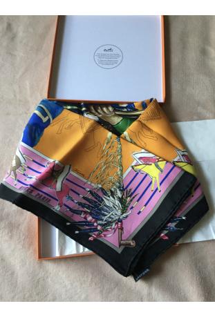 Foulard Hermès WASH intitulé "PANI LA SHAR PAWNEE" - EXTREMEMENT RARE ET RECHERCHE : épuisé sur le site !