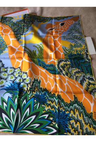 Foulard Hermès intitulé « The three graces for l’ile aux clowns » - Edition limitée à 100 ex : TRES RARE !