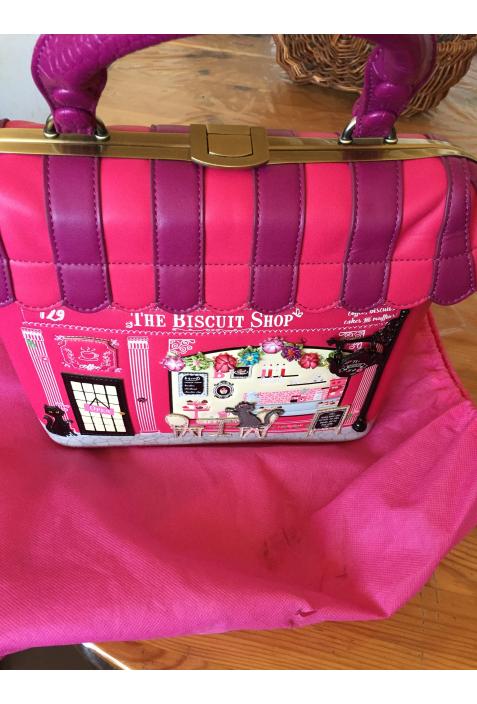 VENDULA LONDON 2019 : sac besace modèle BISCUIT SHOP
