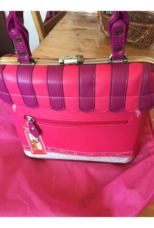 VENDULA LONDON 2019 : sac besace modèle BISCUIT SHOP