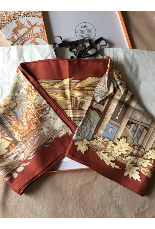 Foulard Hermès intitulé « Rêveries Pompéiennes » - Toutsy pour la soprintendeza archeologica di Pompei - RARE !