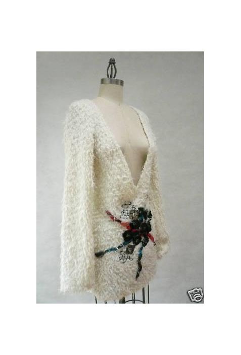 NOUVEAUTE BOUTIQUE 2010 : pull Save the queen