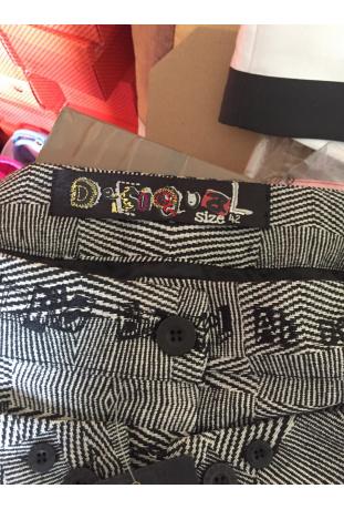 nouvelle collection ! jupe Desigual modèle buttom