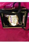 VENDULA LONDON : sac clutch modèle  "THE LITTLE BOOK OF LOVE STORIES "