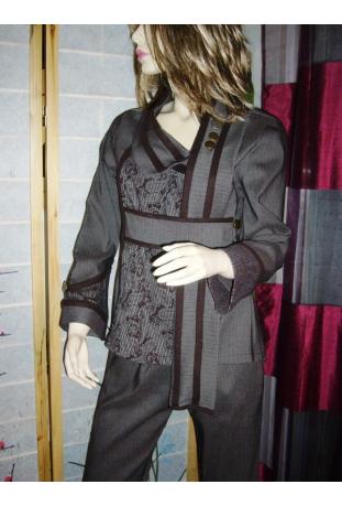 shop news : twin set capri pant ENJOY