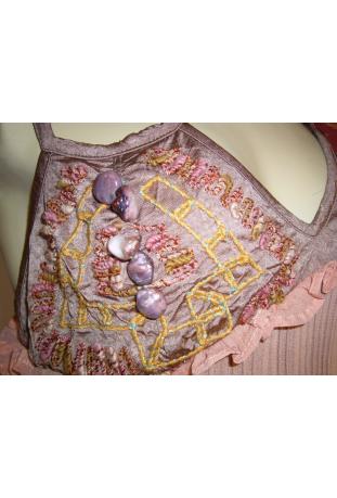 robe + cache épaule rose poudre