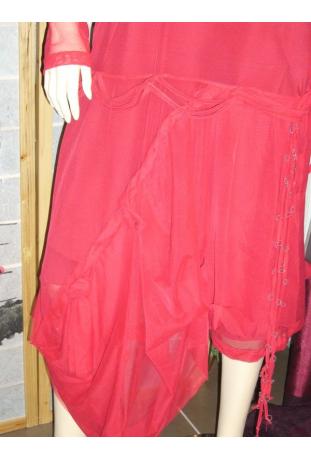 Automne 2009 : robe cocktail STQ rouge (année 2008)