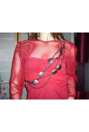 AUTUMN 2009 : red dress STQ (2008)